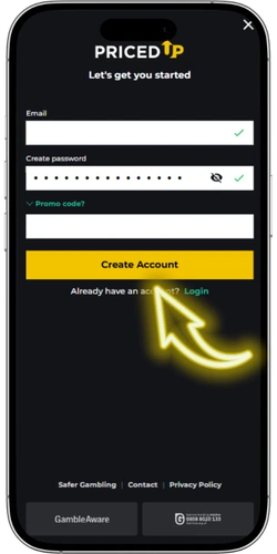 PricedUp registration form with email, password and promo code field visible